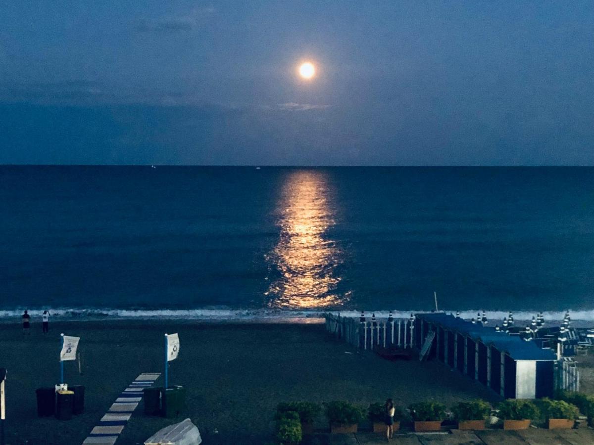 Mansarda Sul Mare Apartment มาสคาลิ ภายนอก รูปภาพ
